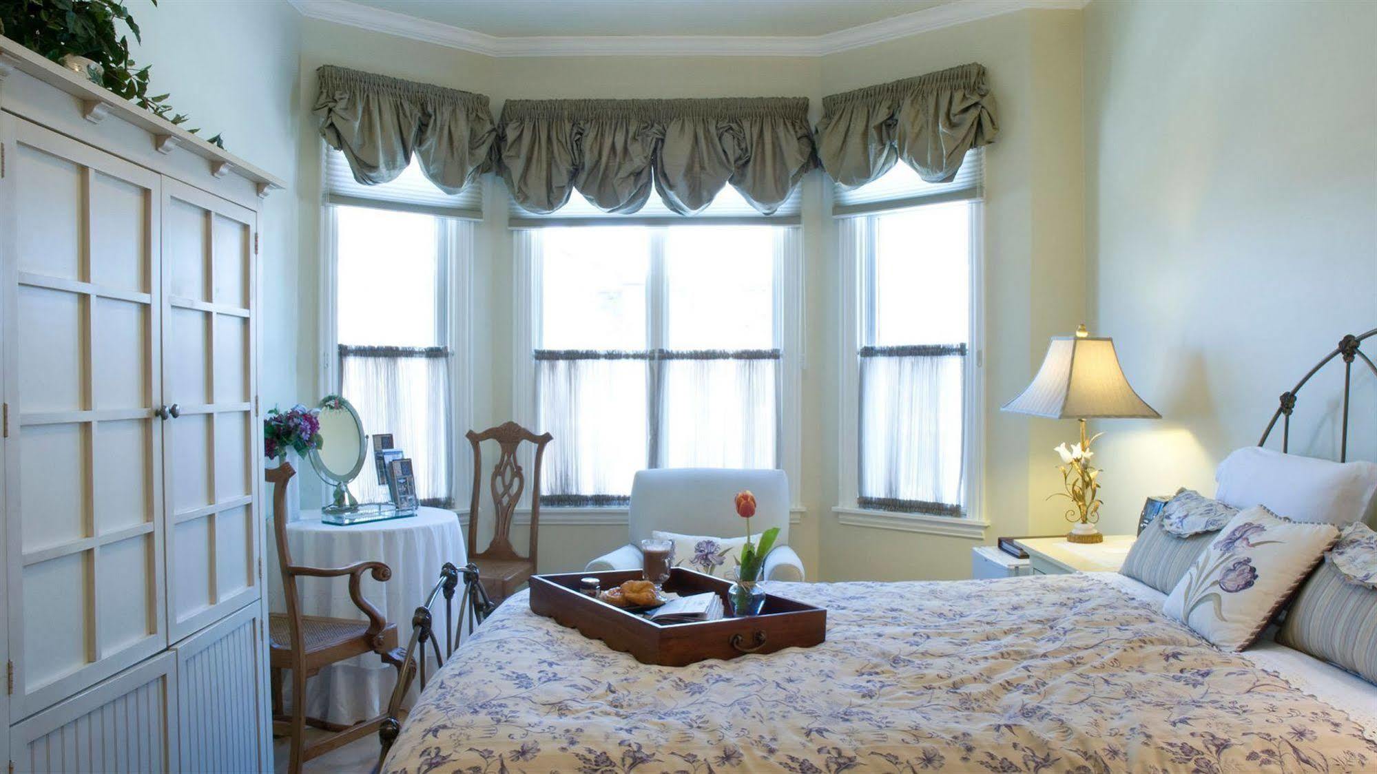 オーク・パーク ハーベイ ハウス ベッド アンド ブレックファスト Bed & Breakfast エクステリア 写真